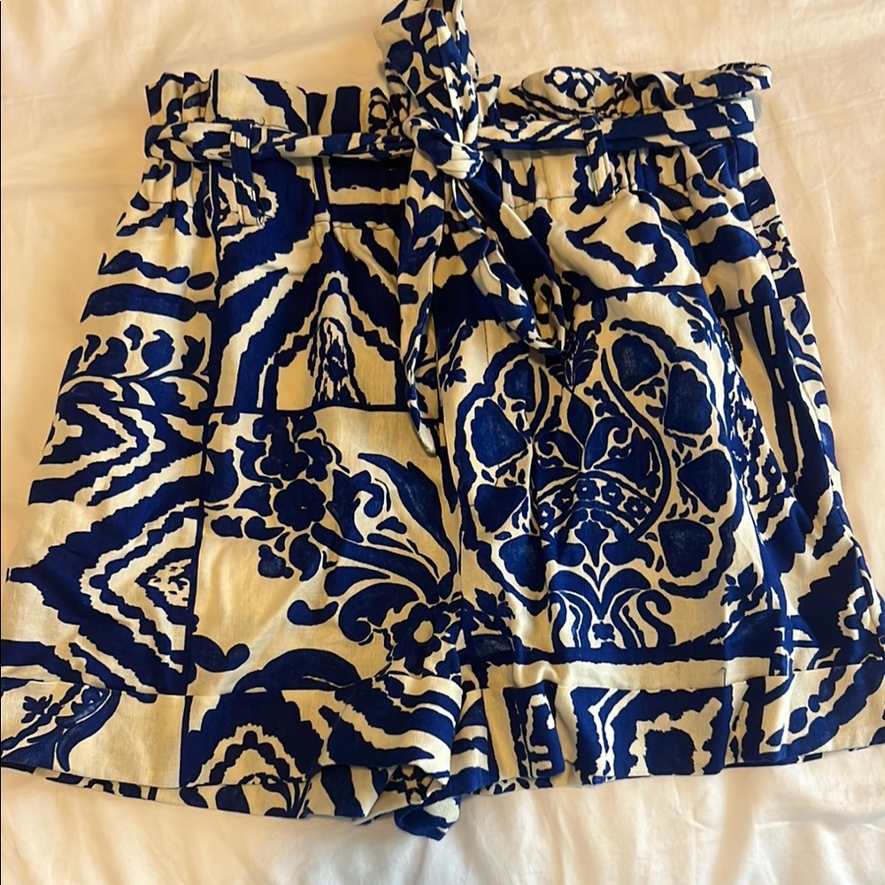 Zara linen shorts